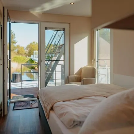 Hausboot Seelenbaumler - Lp13 Botel Vetschau