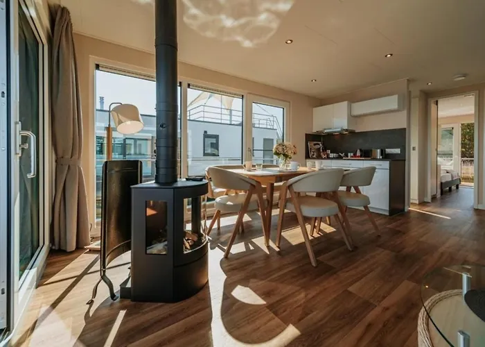 Hausboot Seelenbaumler - Lp13 بوتيل فتشاو