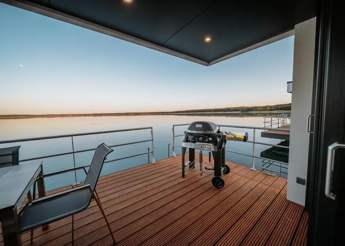 Hausboot Seelenbaumler - Lp13 بوتيل فتشاو