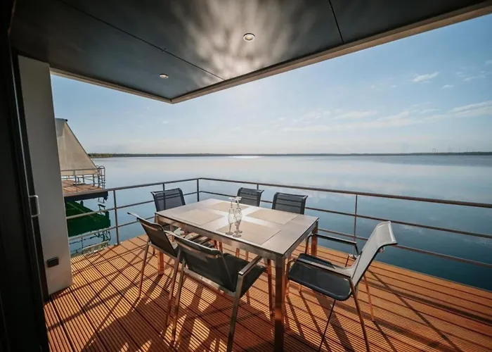 Hausboot Seelenbaumler - Lp13 بوتيل