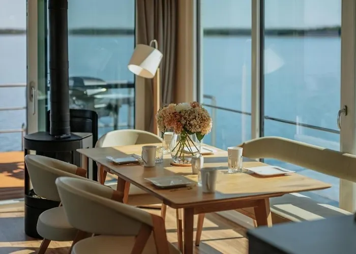 Hausboot Seelenbaumler - Lp13 بوتيل