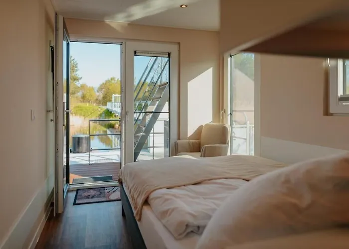 Hausboot Seelenbaumler - Lp13 بوتيل فتشاو